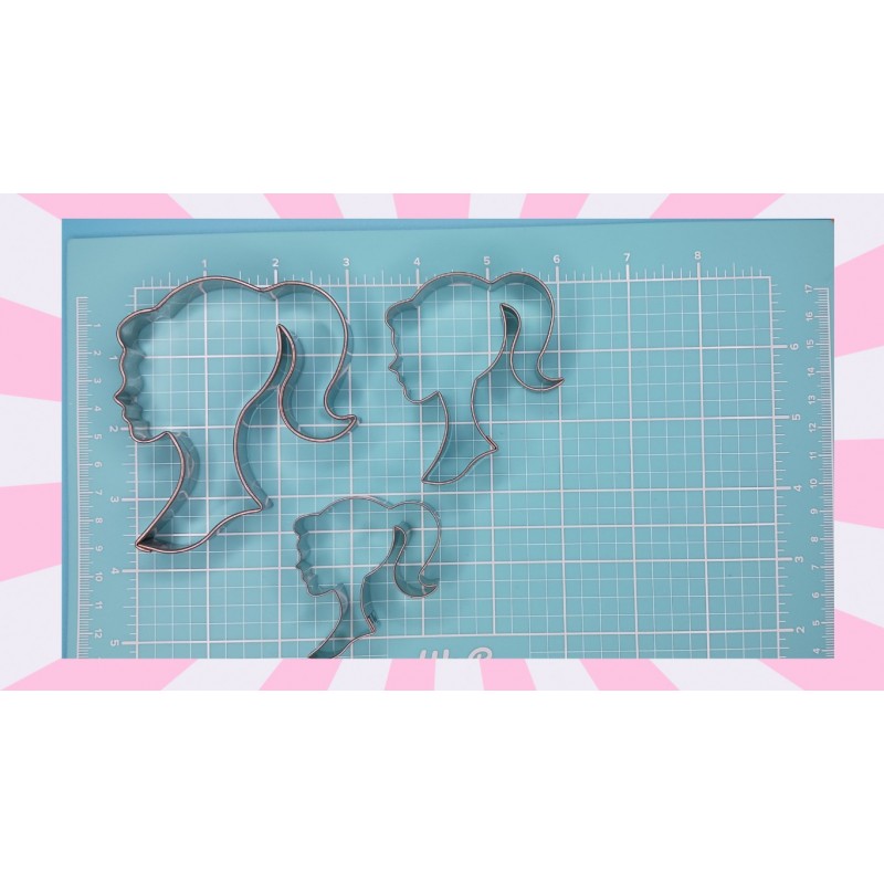 BARBIE SILHOUETTE SET CUTTER